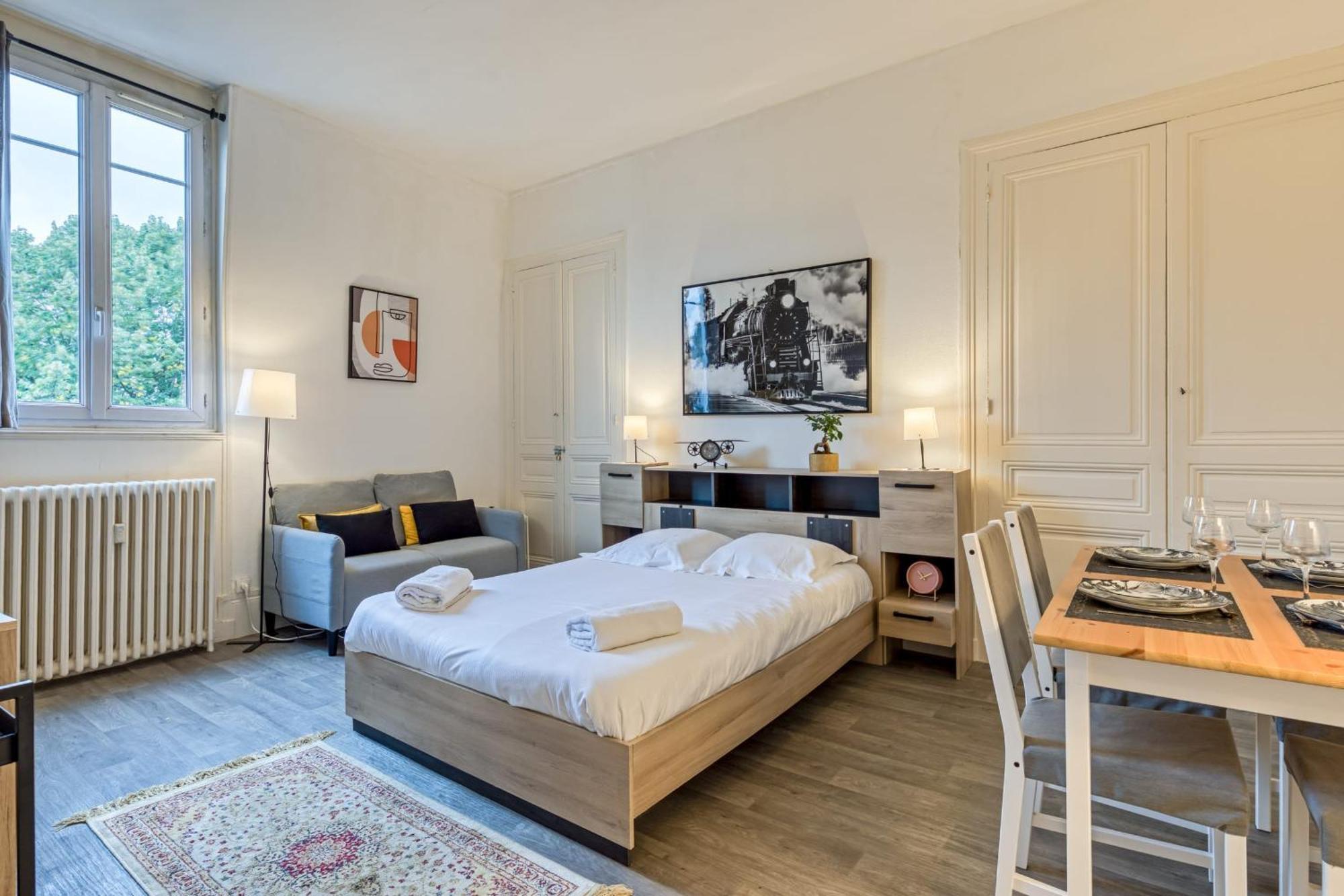 Ferienwohnung Gary Joli F2 Au Pied De La Gare De Rouen Exterior foto